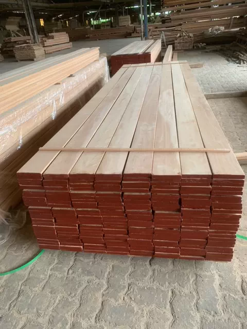 solid flooring V